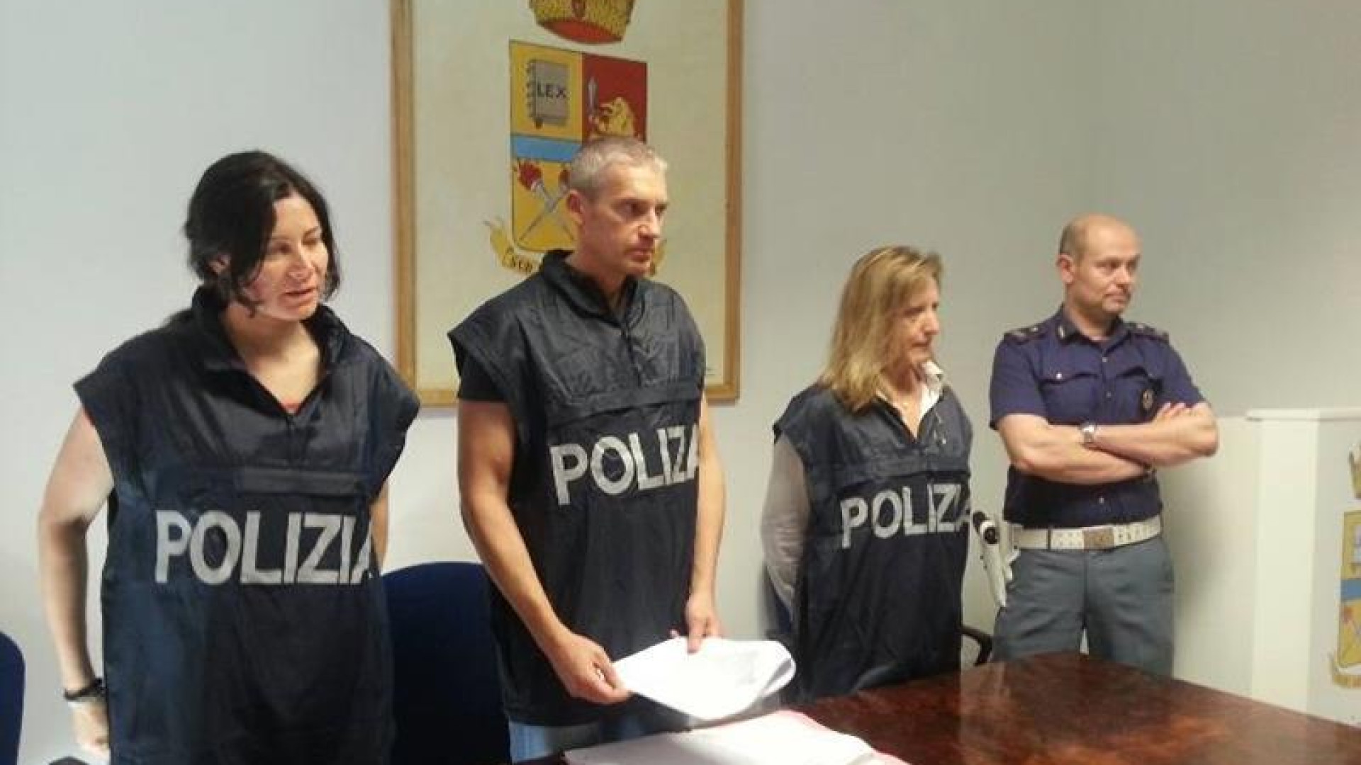 Picchia e minaccia la ex di ucciderla per il suo compleanno: arrestato
