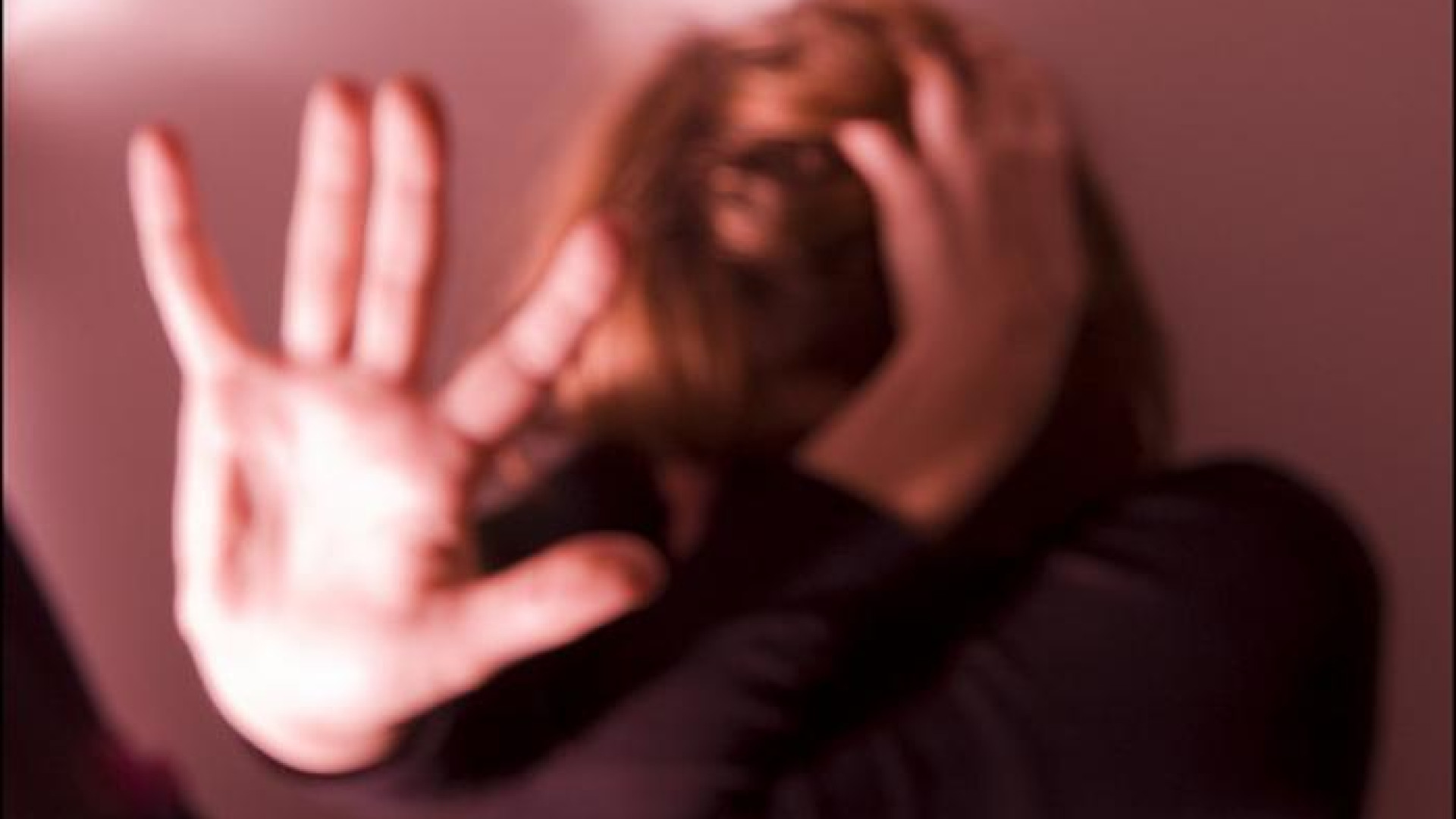 Picchiava moglie e figlio, 62enne denunciato. Divieto di avvicinamento alla famiglia