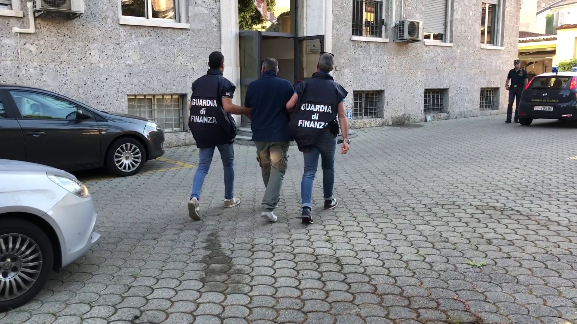 Truffe online: 4 arresti, il braccio operativo dell'organizzazione vive a Castelvetro