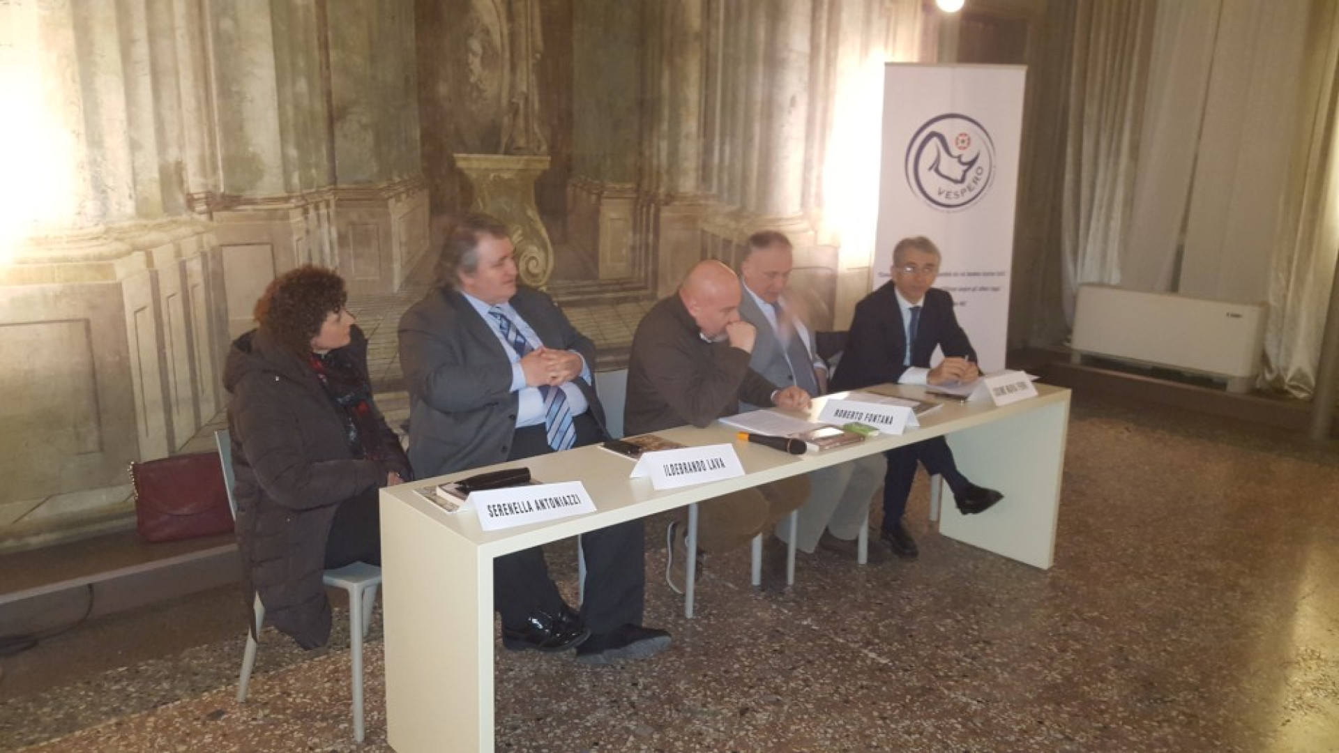 Tutela imprese dai crediti insoluti, incontro con il sottosegretario Ferri