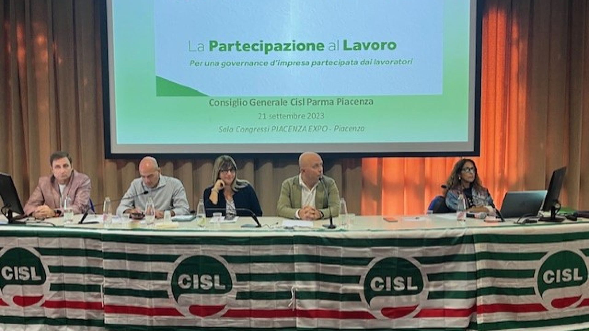 Partecipazione al lavoro, la segretaria Cisl a Piacenza per sostenere la raccolta firme