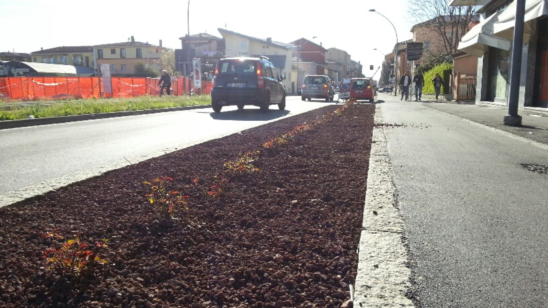 Viale Dante, un maxi dosso all'incrocio con via Nasolini e Damiani