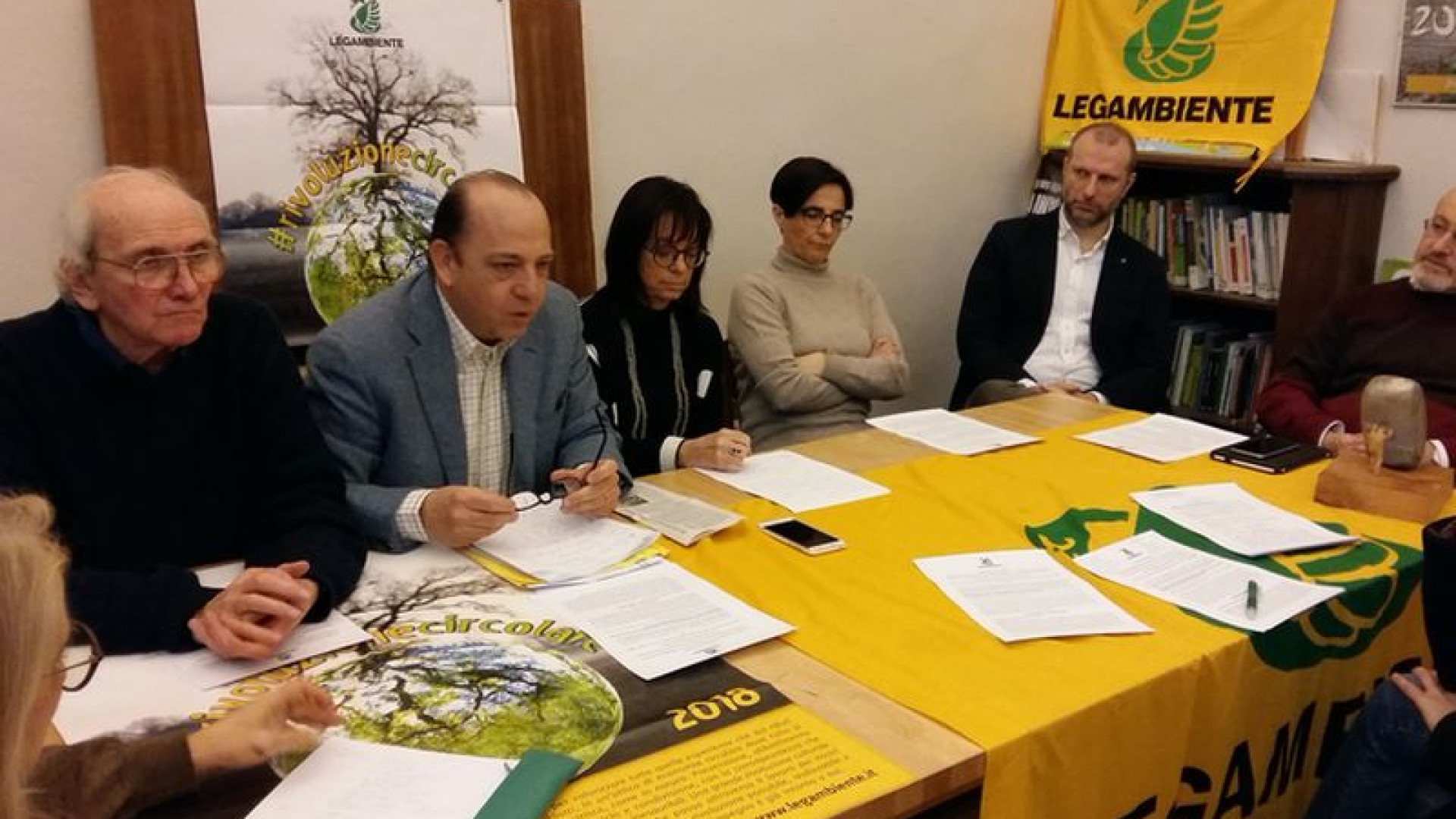 Legambiente ricorre contro Regione e Iren: nel mirino l'autorizzazione a bruciare rifiuti da fuori provincia