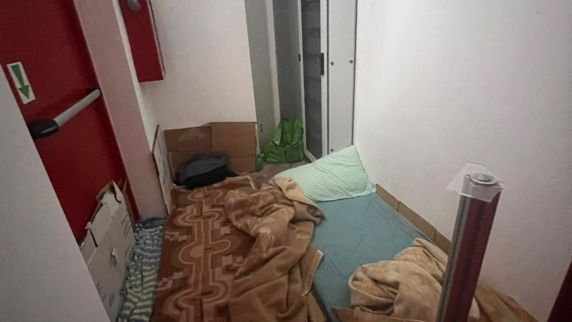 Lite tra due senzatetto alla Cavallerizza, intervengono polizia e un'ambulanza