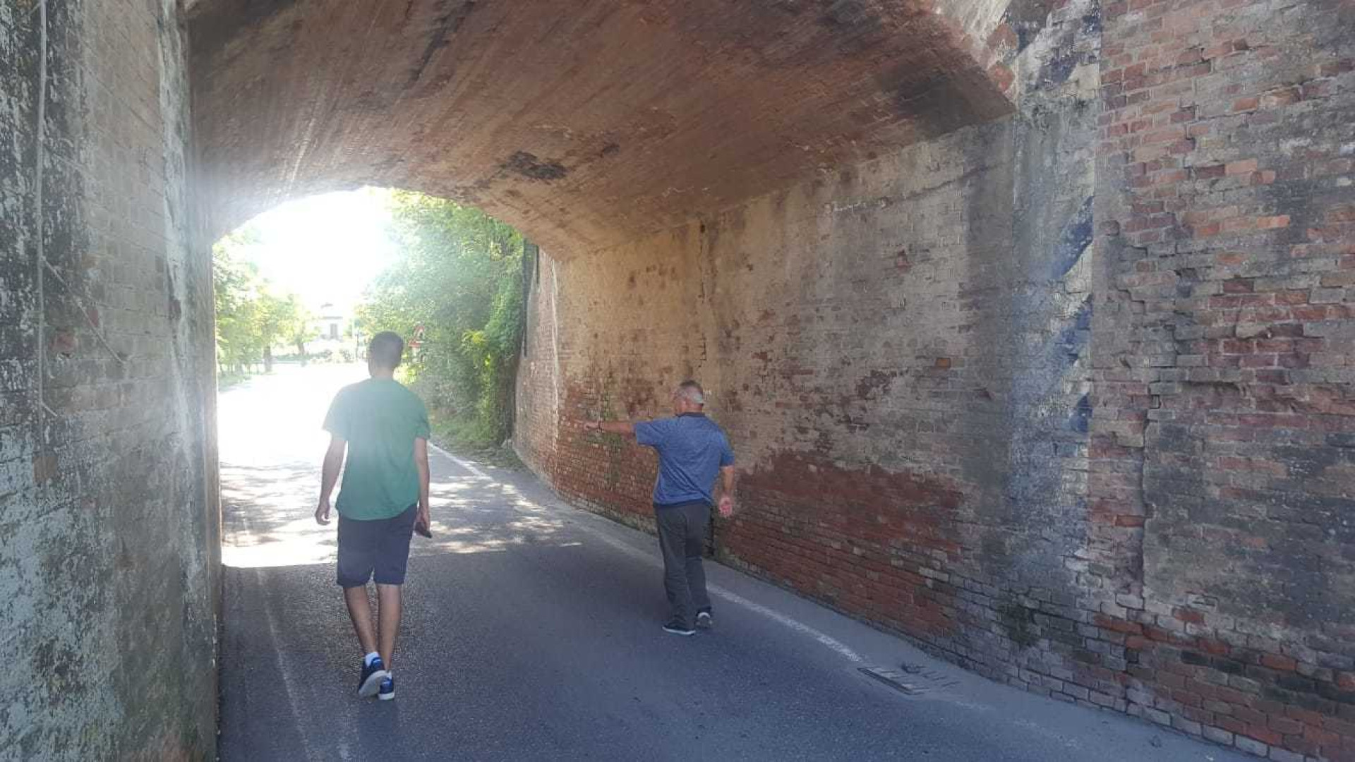 Frazioni: a Borghetto disagi per sottopasso, illuminazione e cavalcavia