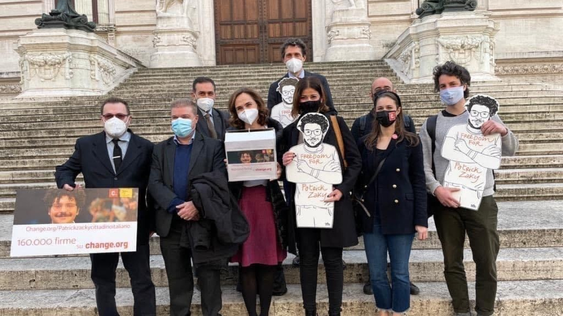 Cittadinanza per Zaki: una piacentina a Strasburgo per consegnare 270mila firme