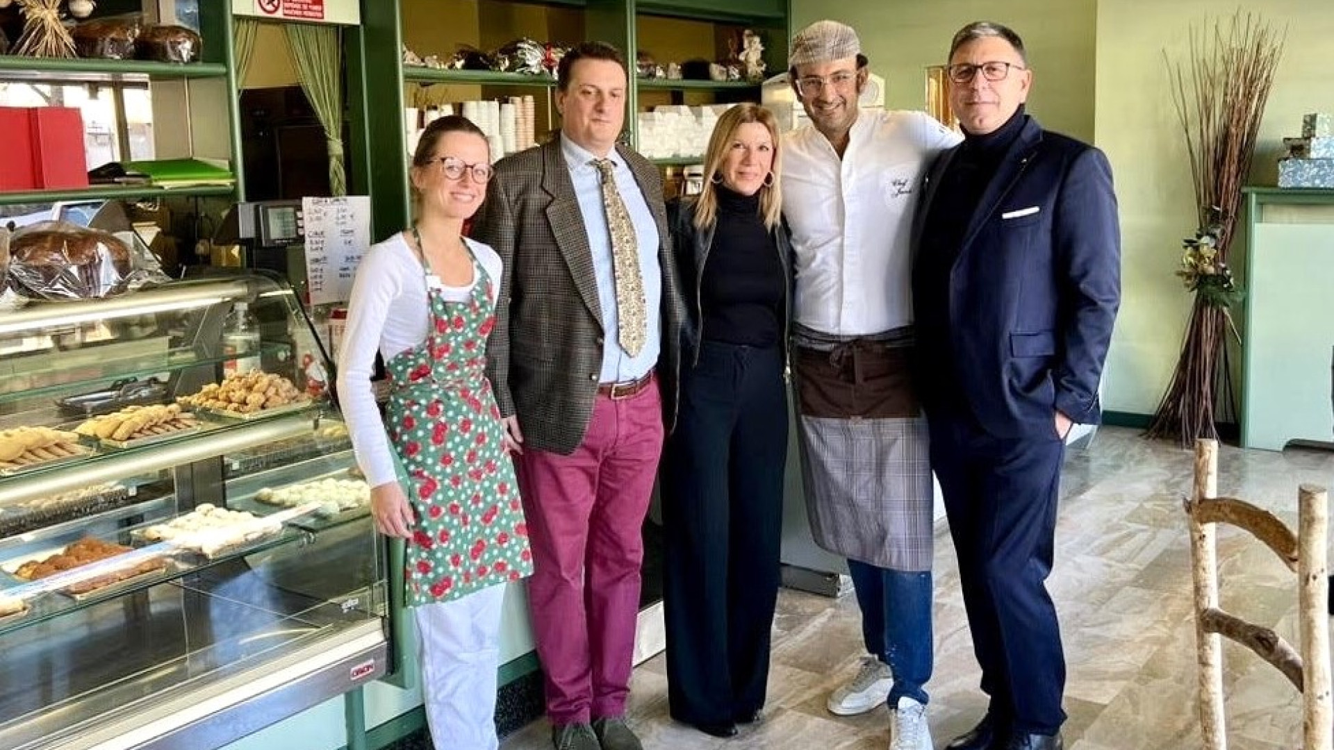 Artigiani al lavoro a Natale, il presidente di Cna in visita a chi non si ferma mai