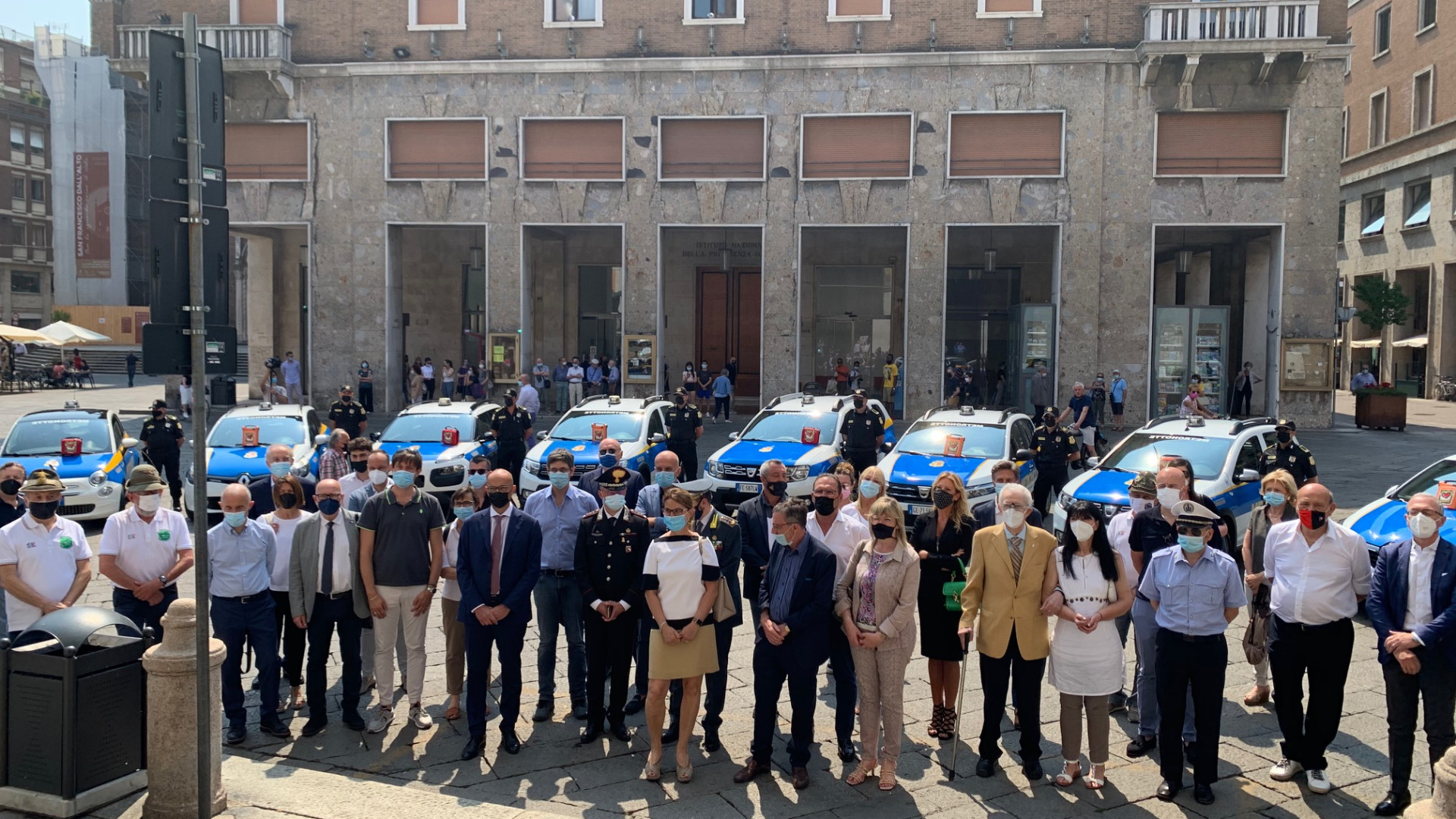 Missione compiuta: 27 defibrillatori donati alle pattuglie di Metronotte