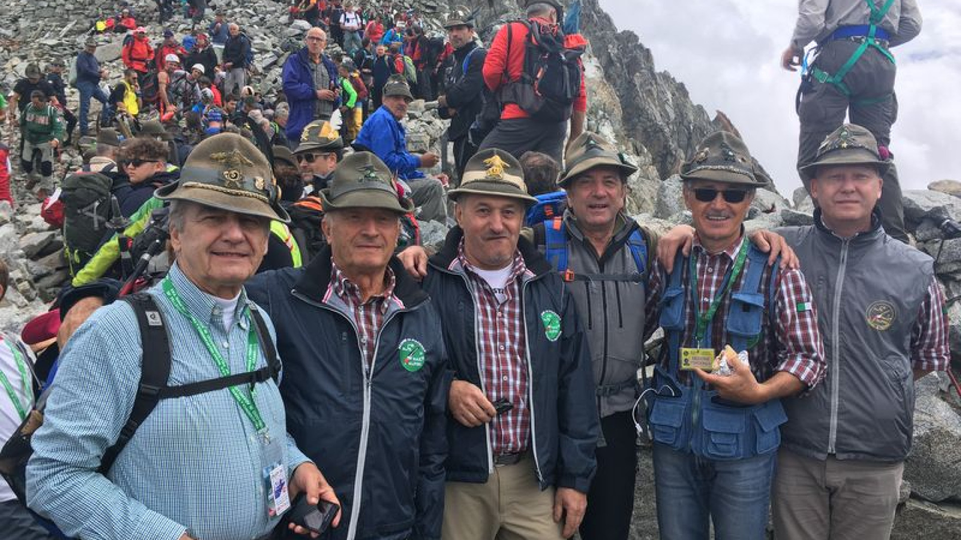 Adamello: delegazione di alpini piacentini al 54esimo pellegrinaggio