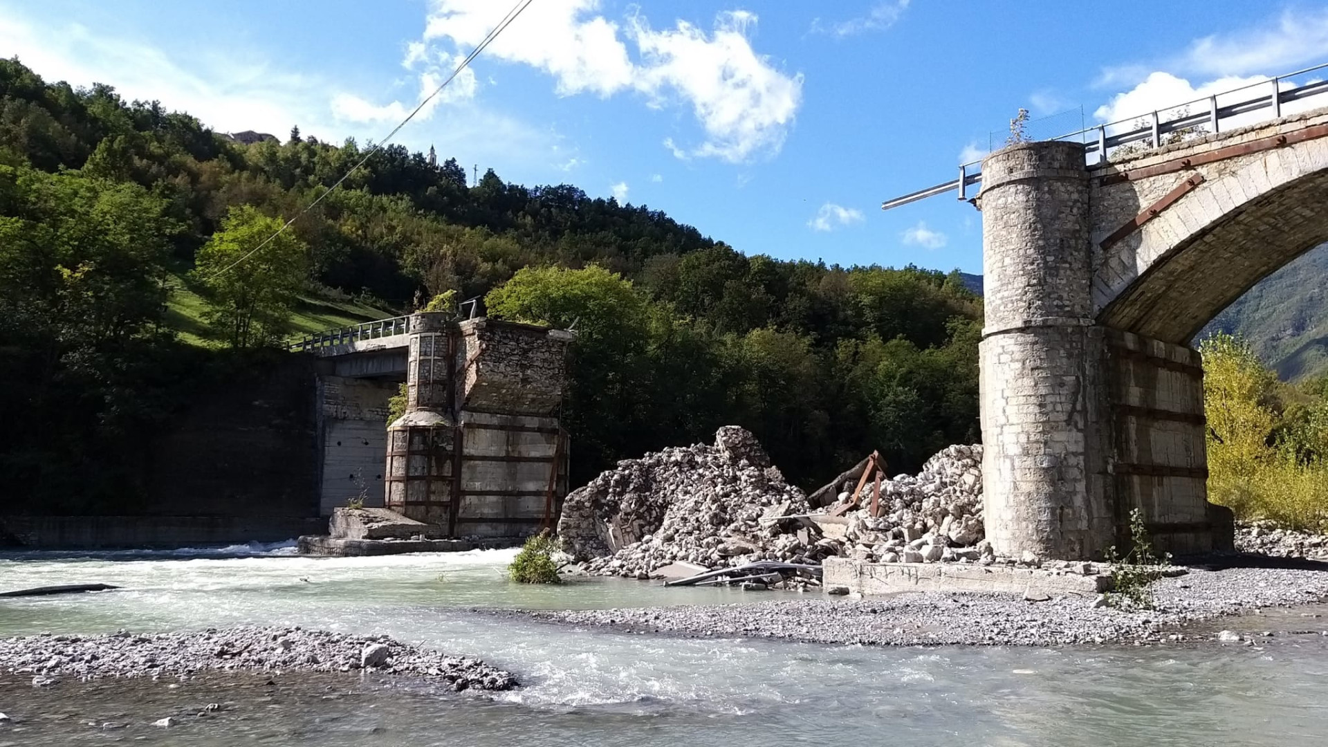 Crollo ponte Lenzino, in arrivo un nuovo bando per chi ha subito danni