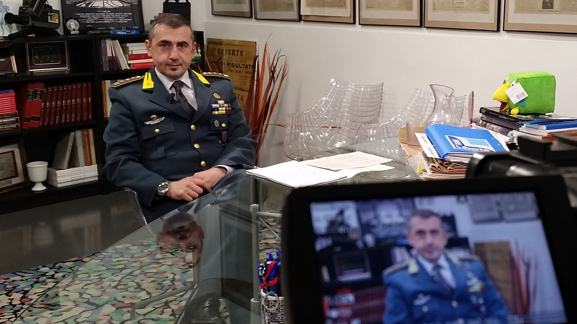 Il comandante della Gdf, Sanapo: "Una divisa che significa sacrifici ma anche soddisfazioni"