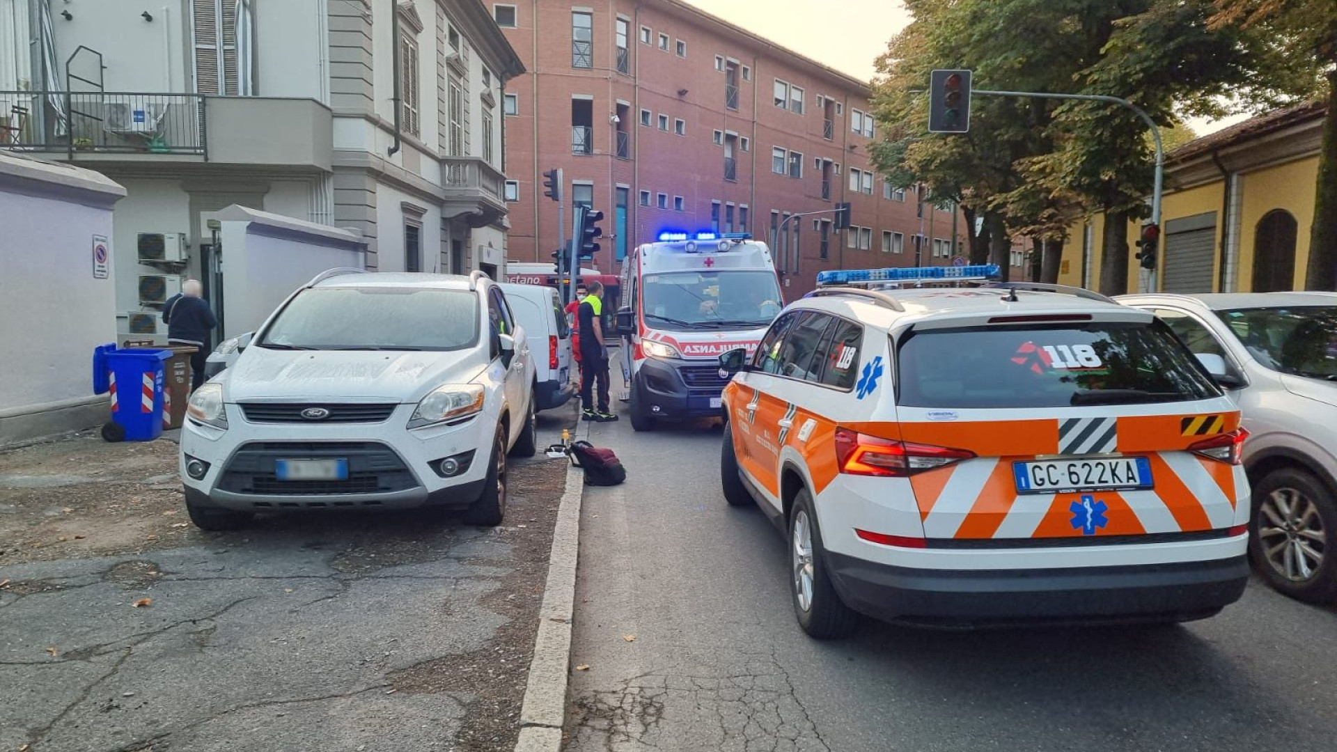 Viale Malta, pedone investito da un'auto trasportato in ospedale dal 118