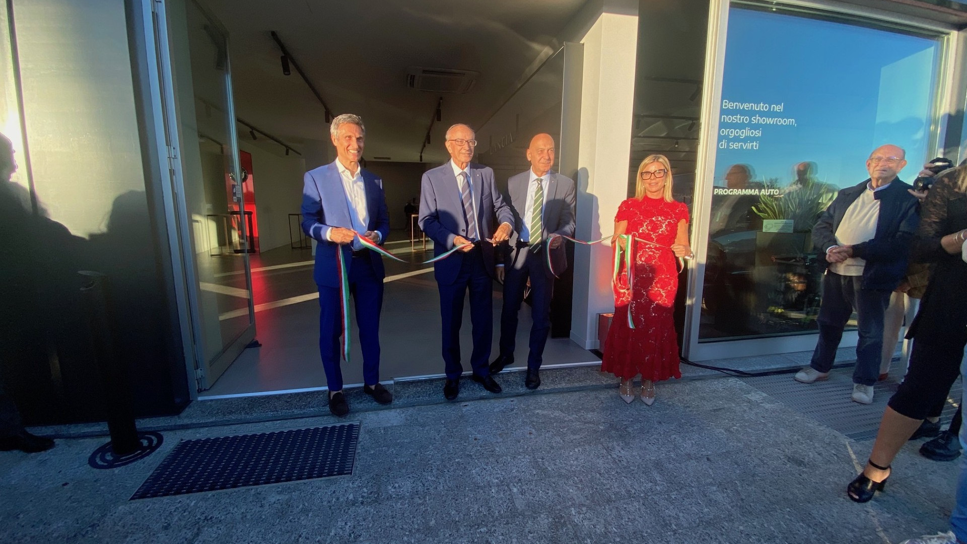 Nuova era per Programma Auto: inaugurato lo showroom rinnovato