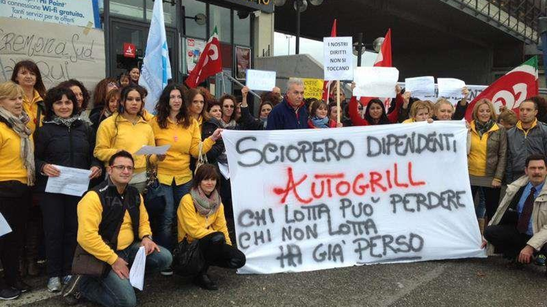 Niente mensa: operai e studenti senza pranzo. Chiuse molte banche
