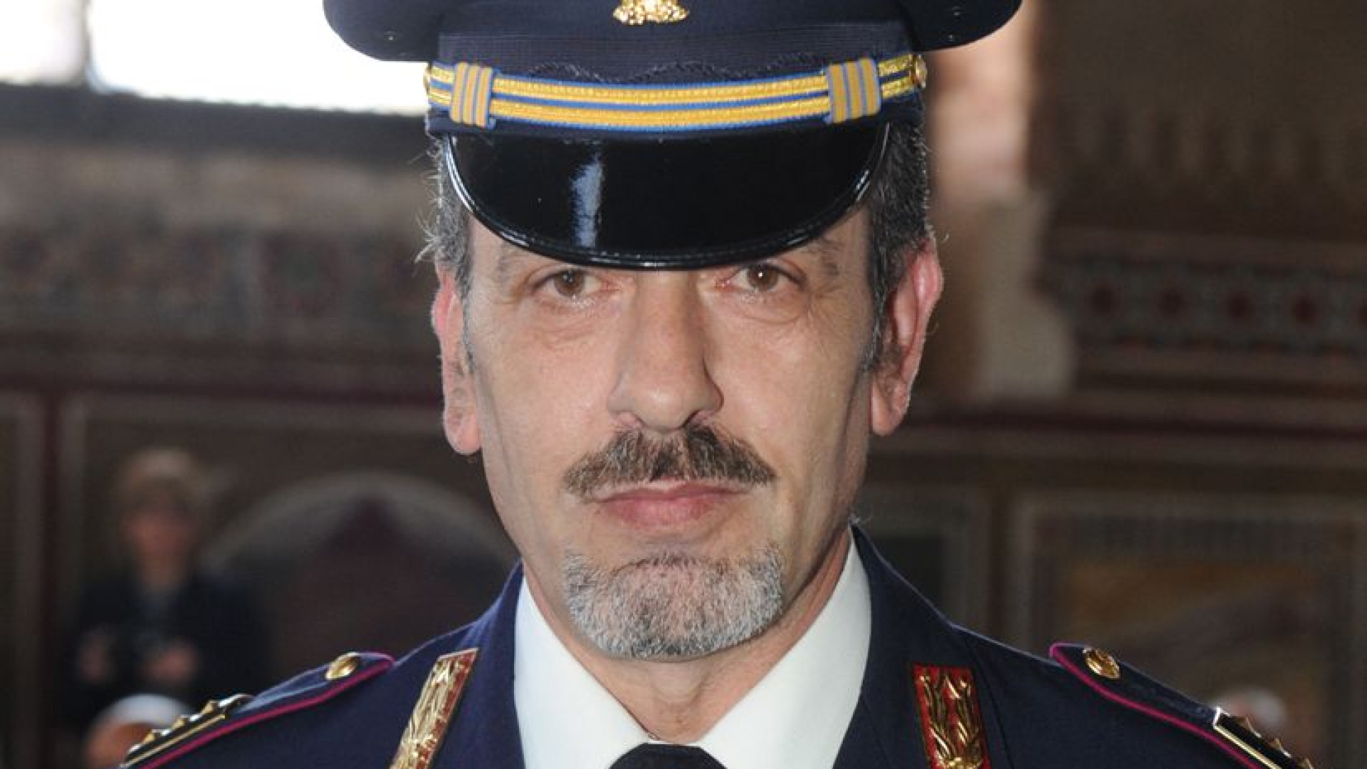 Lutto in polizia, addio all'ispettore Sorrentino "duro dal cuore d'oro"