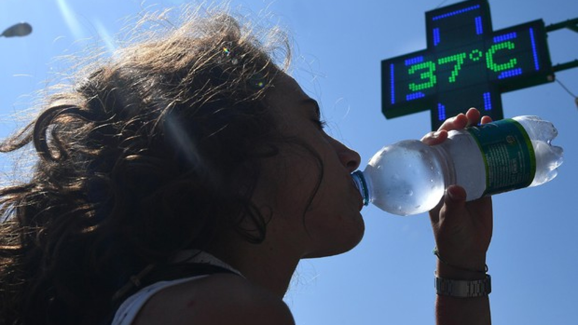 Nelle prossime ore temperature oltre i 37 gradi e rischio temporali