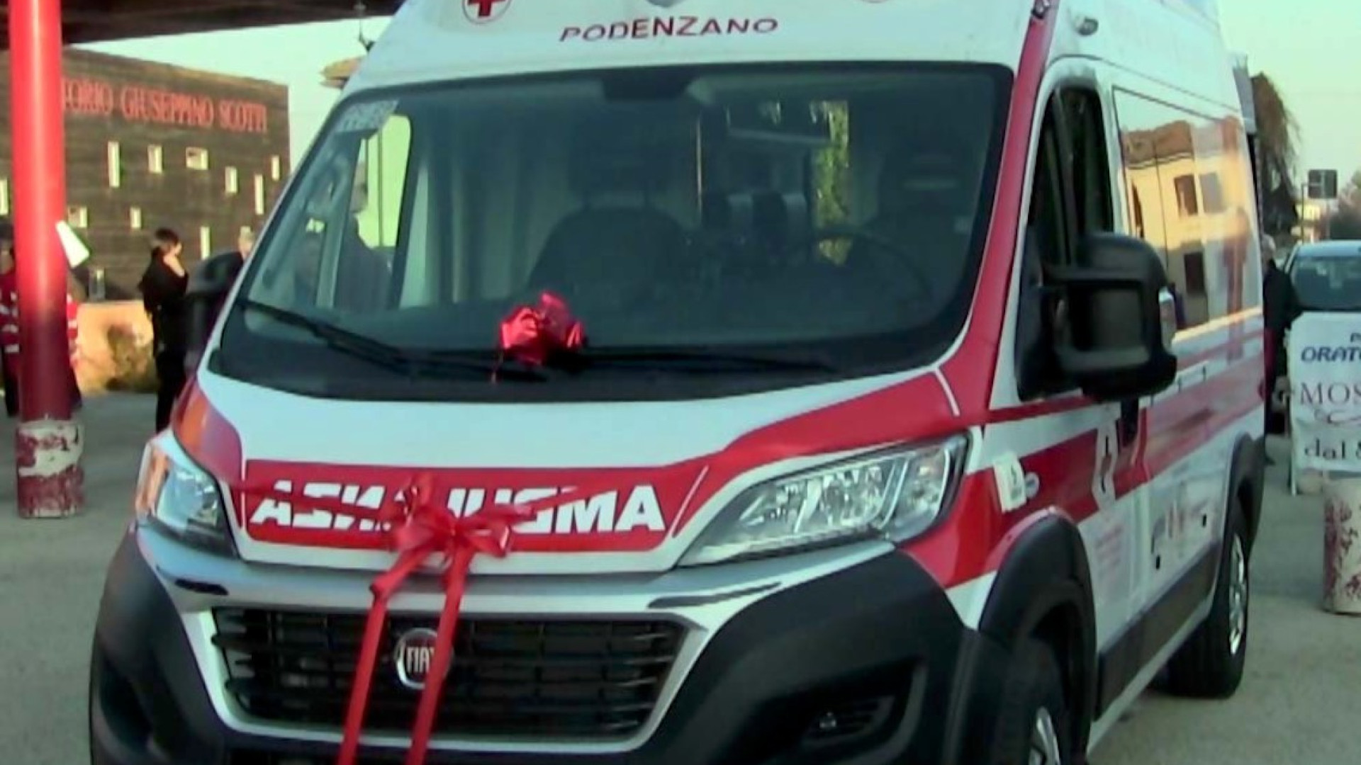 Nuova ambulanza a Podenzano, Guidotti: "Grazie a tutti i volontari"