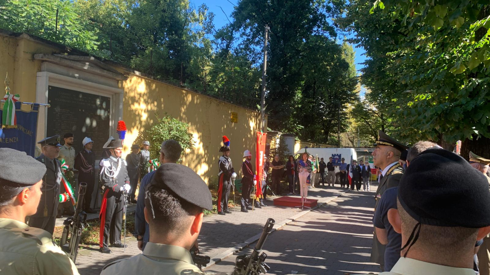 Piacenza ricorda i caduti del 9 settembre, cerimonia solenne a barriera Genova