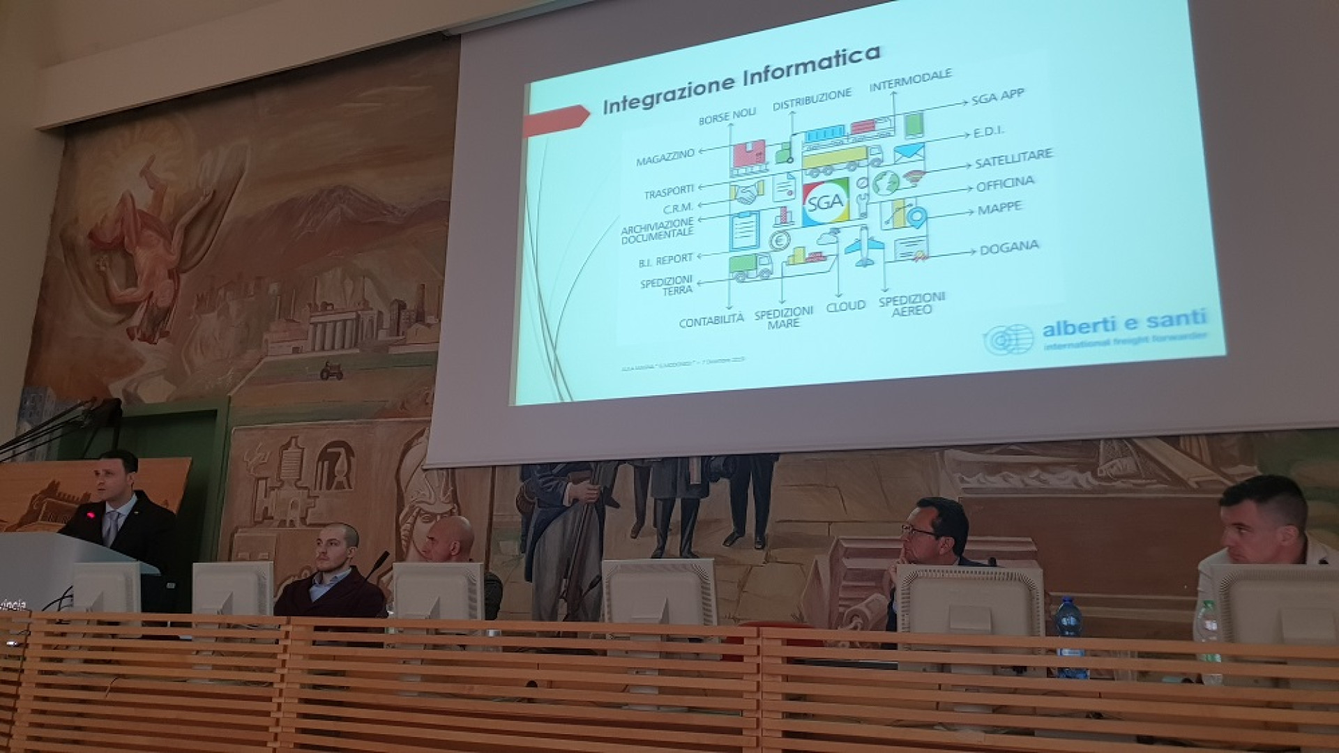 Incontro tra gli ex allievi e gli studenti di oggi: "Imparate le lingue"