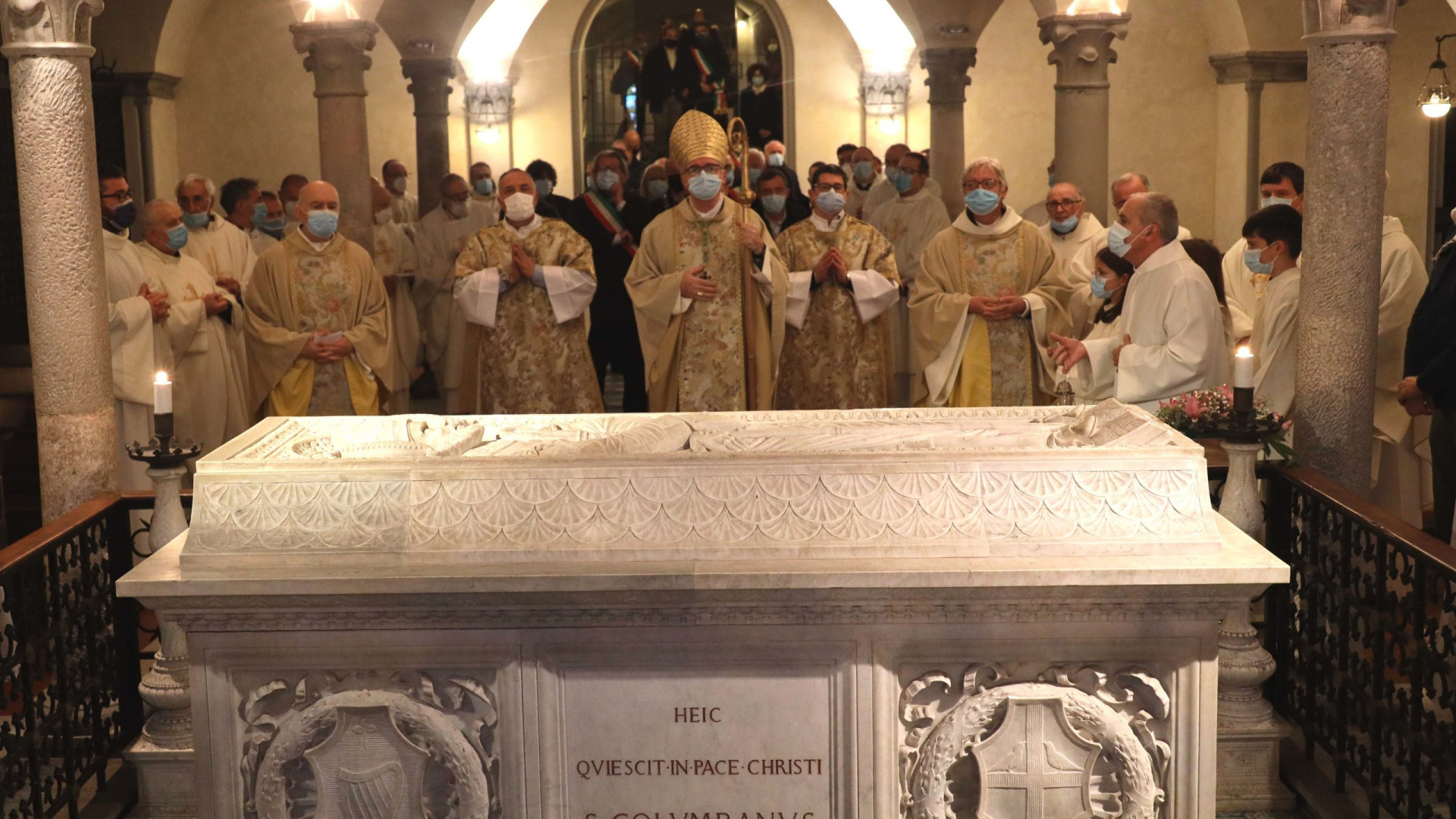 Bobbio: a piedi e dall'estero per celebrare San Colombano con il vescovo Cevolotto