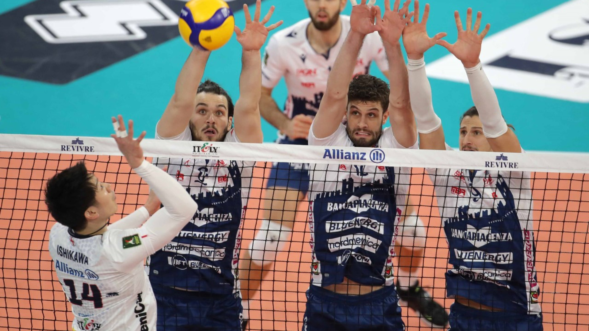 Befana amara per Gas Sales Bluenergy. A Milano vince la Power Volley 3-1