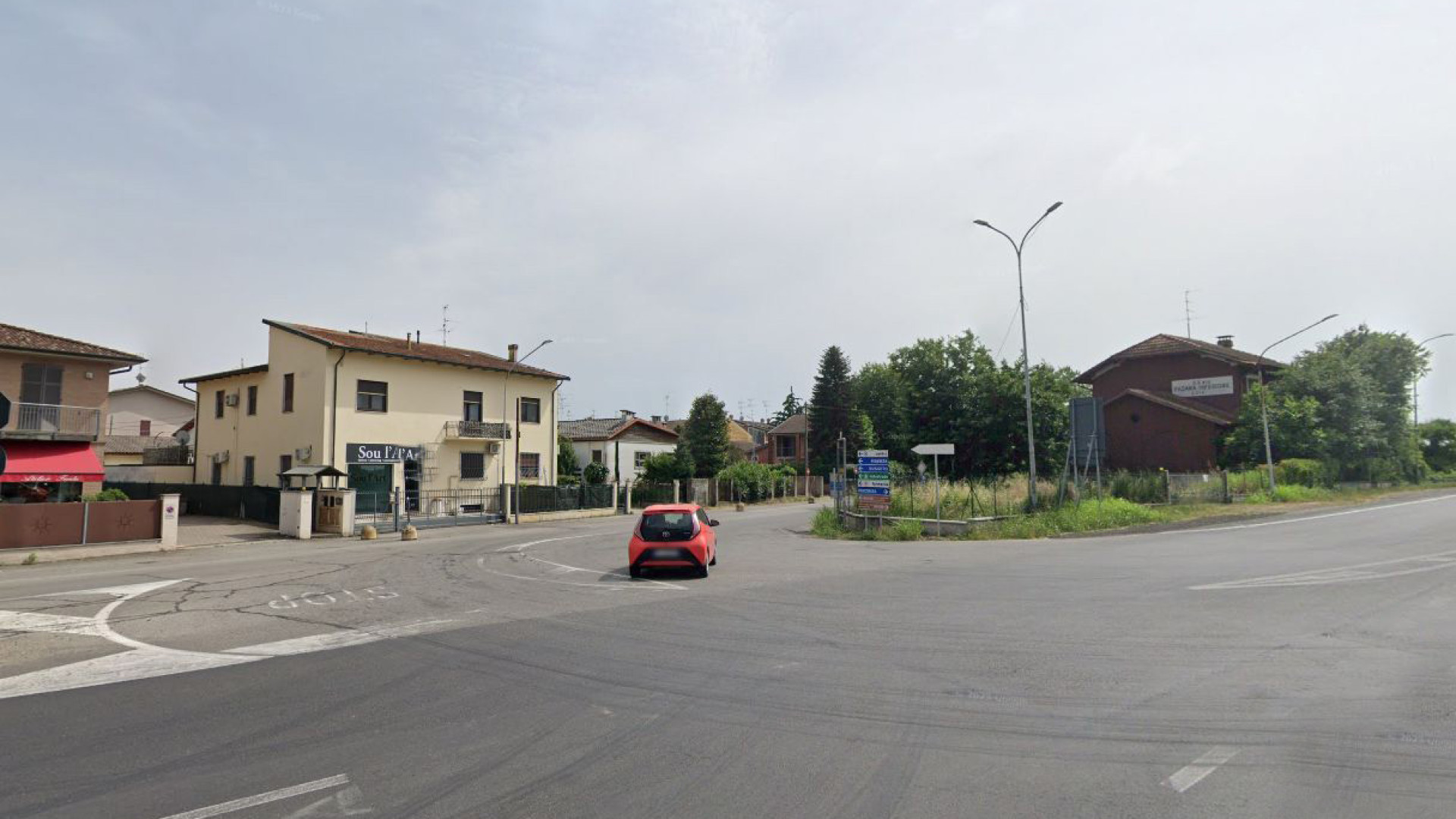 Castelvetro, ok della Provincia alla rotonda. Sarà abbattuta la casa cantoniera