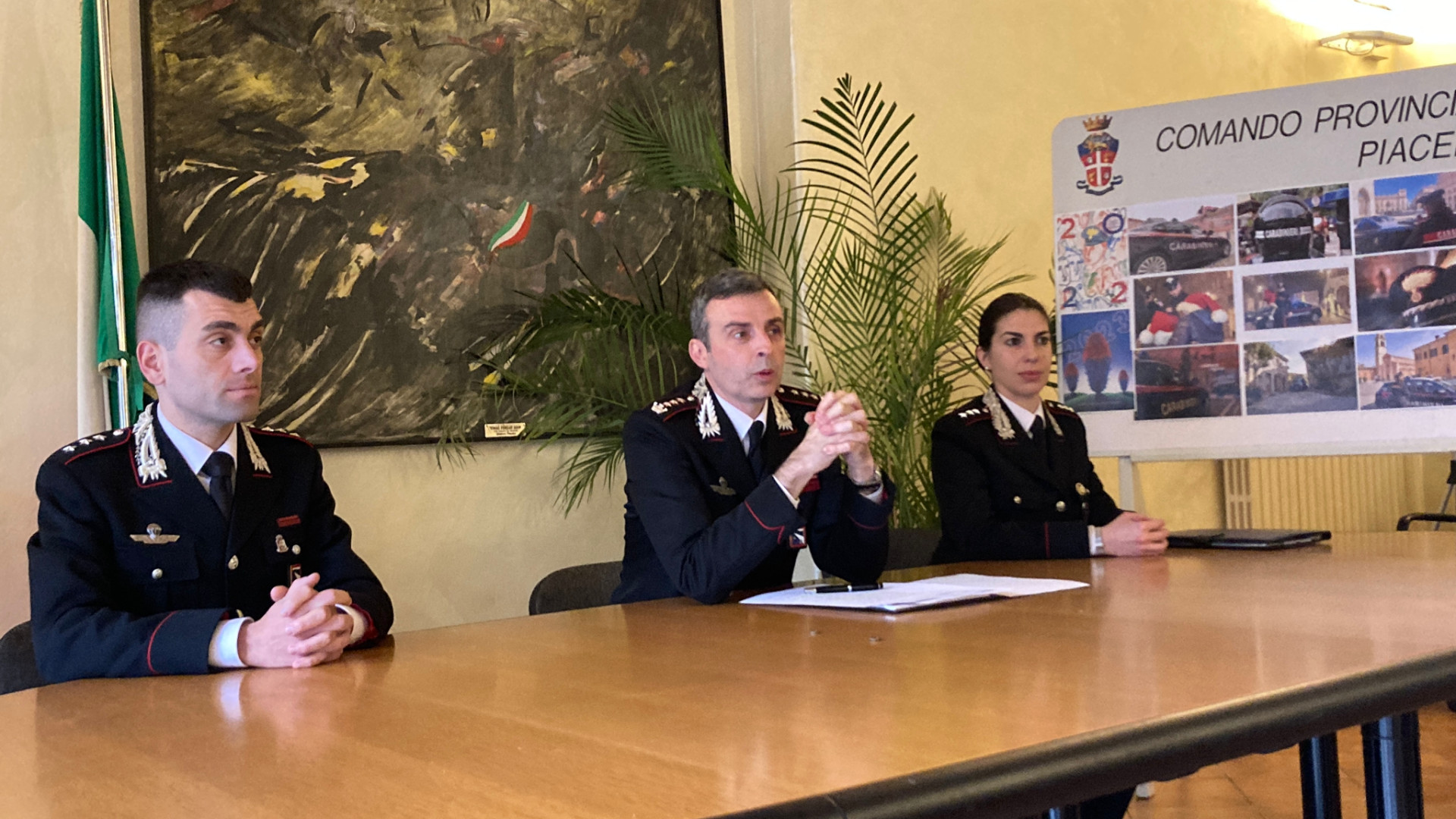 Truffe e furti in aumento: il bilancio 2022 dei carabinieri. "Taser utile, estratto 28 volte"