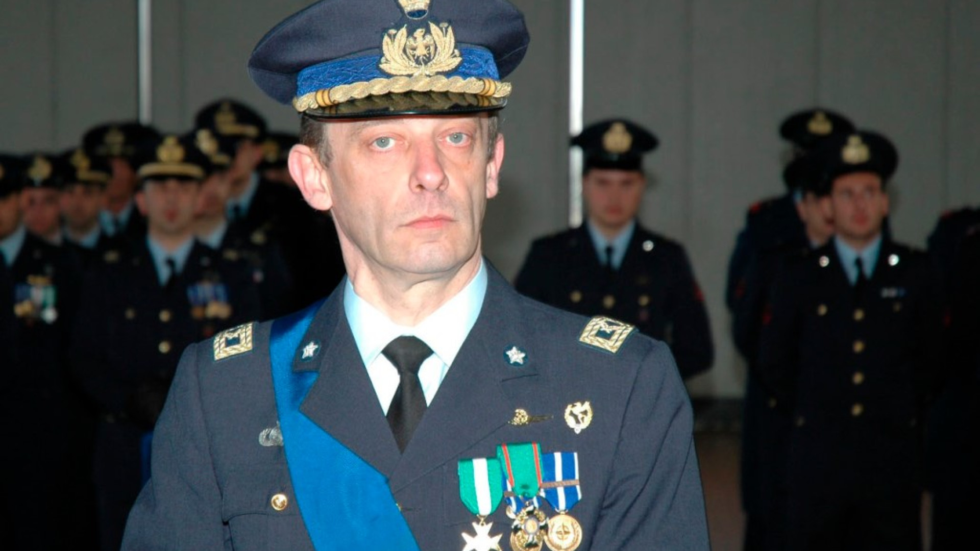 Il colonnello Fuochi porta il Creon a chi non ce l'ha. "Mia moglie è mancata, lo dono"
