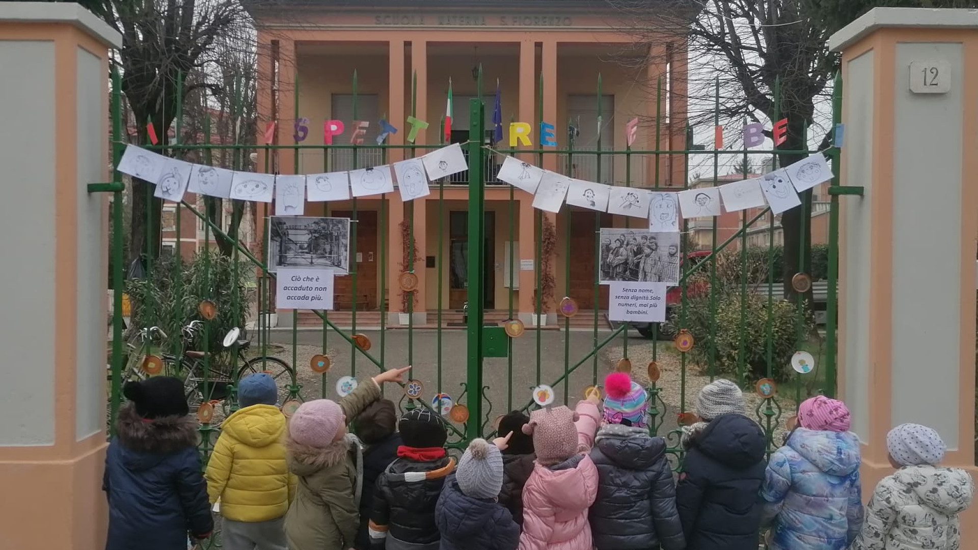 Il messaggio della scuola materna di Fiorenzuola: "Il rispetto rende liberi"