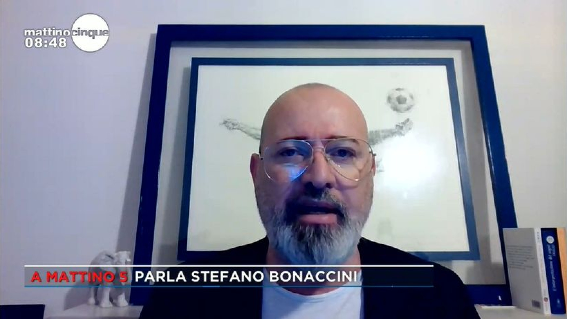 Bonaccini: "Nostri ospedali reggono bene perché tanti si vaccinano. Ora terza dose"