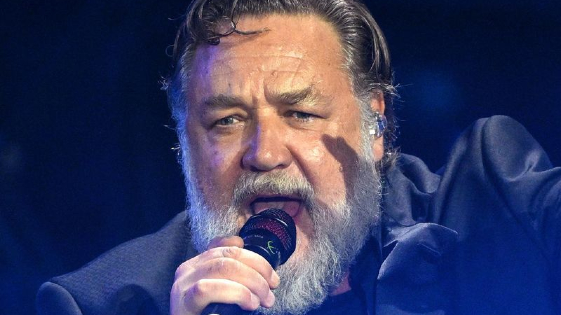 Russell Crowe sarà a Piacenza il 13 luglio. Si esibirà in concerto a Palazzo Farnese