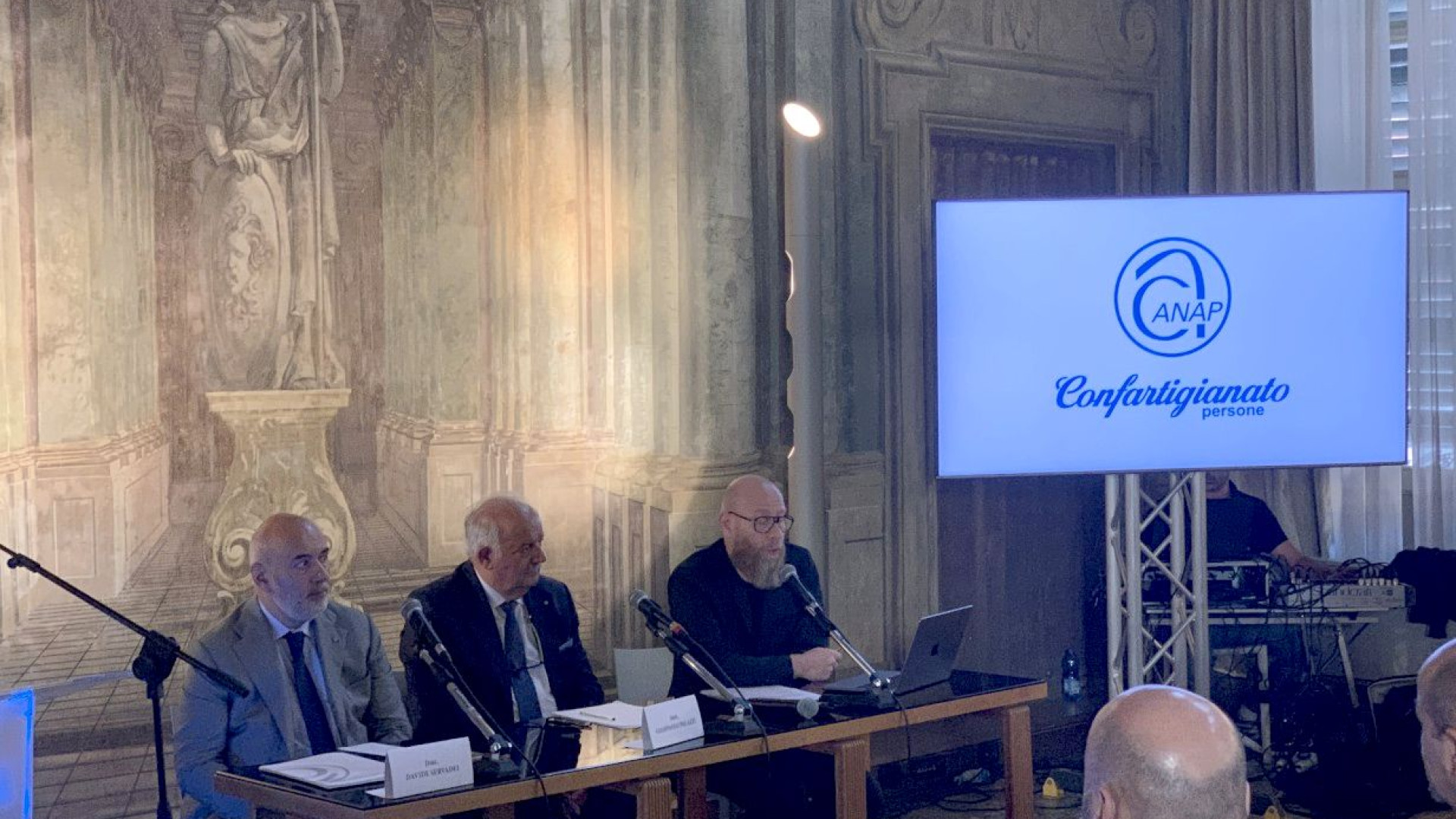 Truffe agli anziani, Anap e Upa Federimpresa: "Sensibilizzare e prevenire"