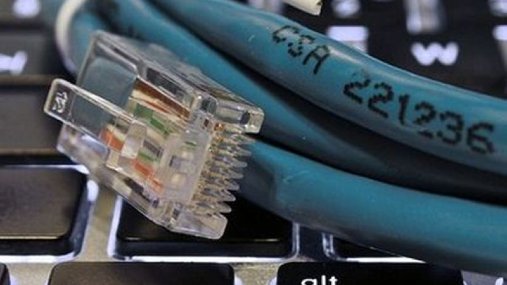 Borgonovo, lo sfogo di un cittadino: "Linea a singhiozzo e telefono fisso muto"