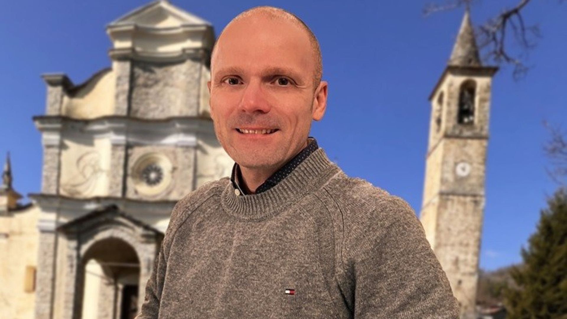 La storia di Centenaro nel libro di Gallini, autore affetto da maculopatia