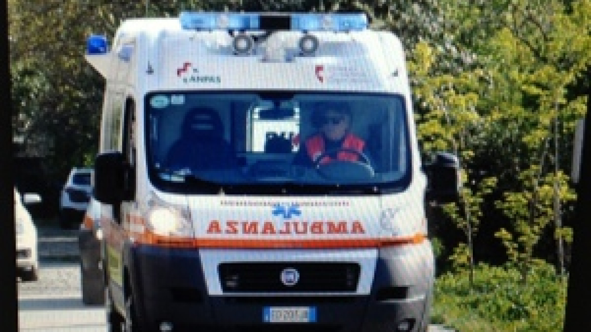 Via Dossarelli: infortunio sul lavoro, camionista cade da un mezzo