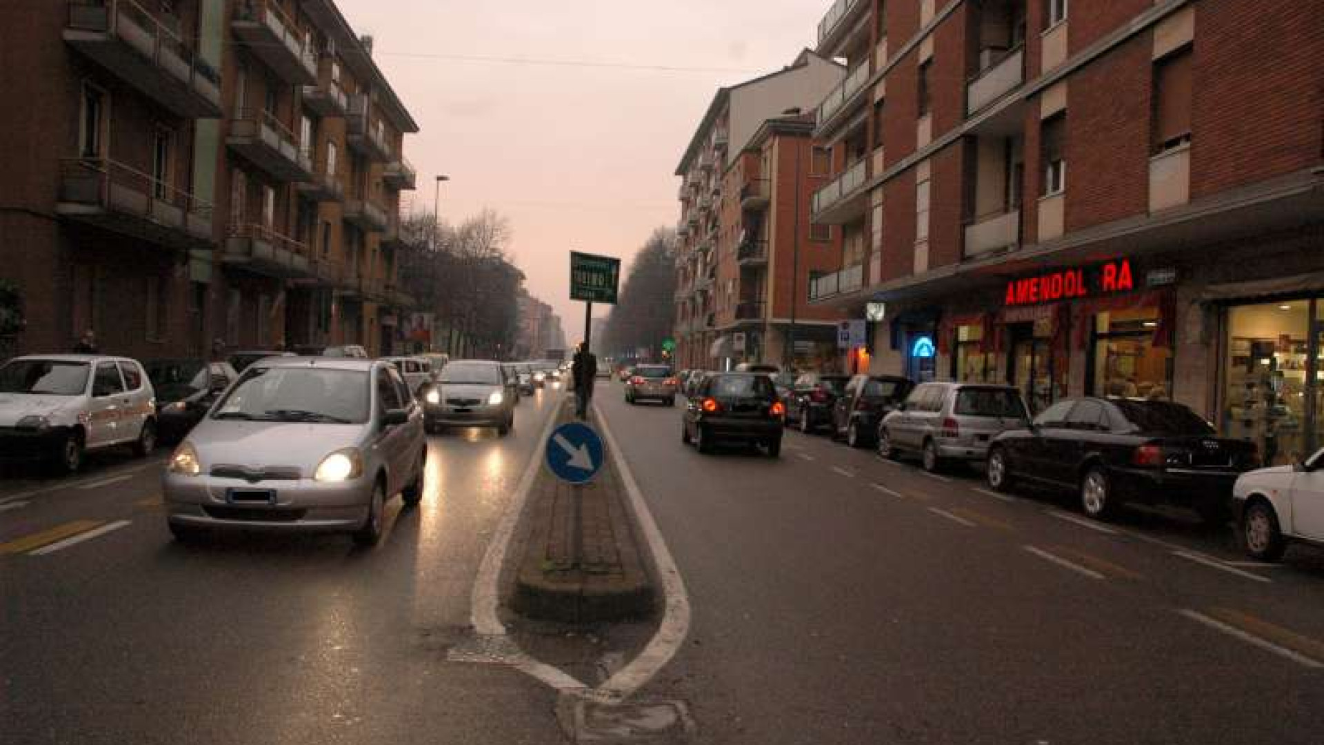 Parte il maxi cantiere di viale Dante. Primi lavori al teleriscaldamento