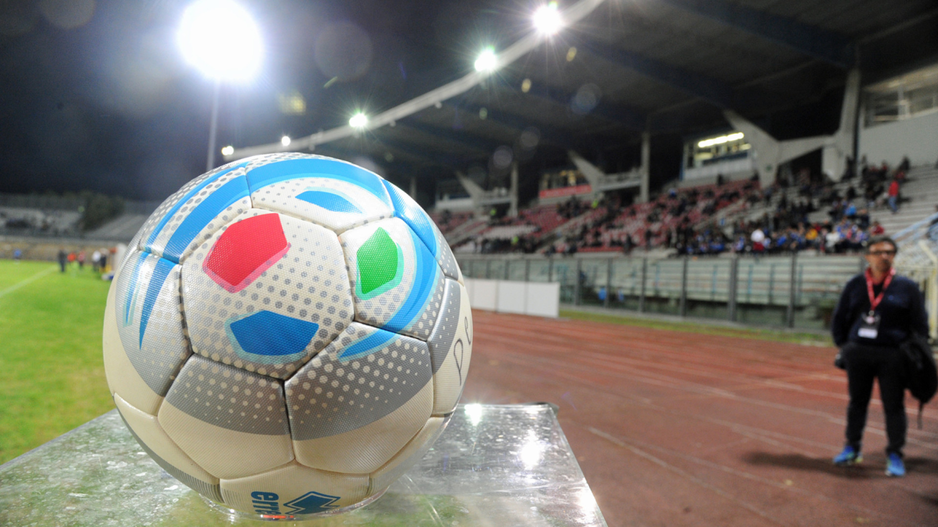 Oggi il Consiglio federale: si va verso lo stop alla Serie D, ma non a B e C