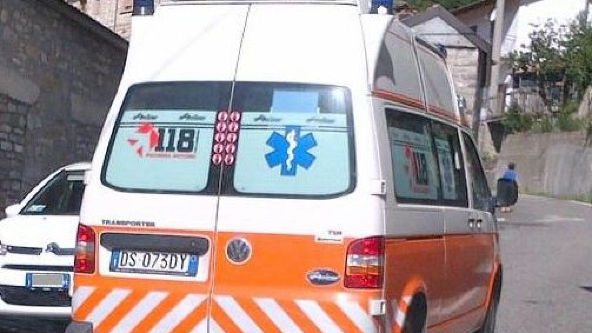Ceci, bimbo di due anni si ustiona con l'acqua bollente. Trasportato a Parma