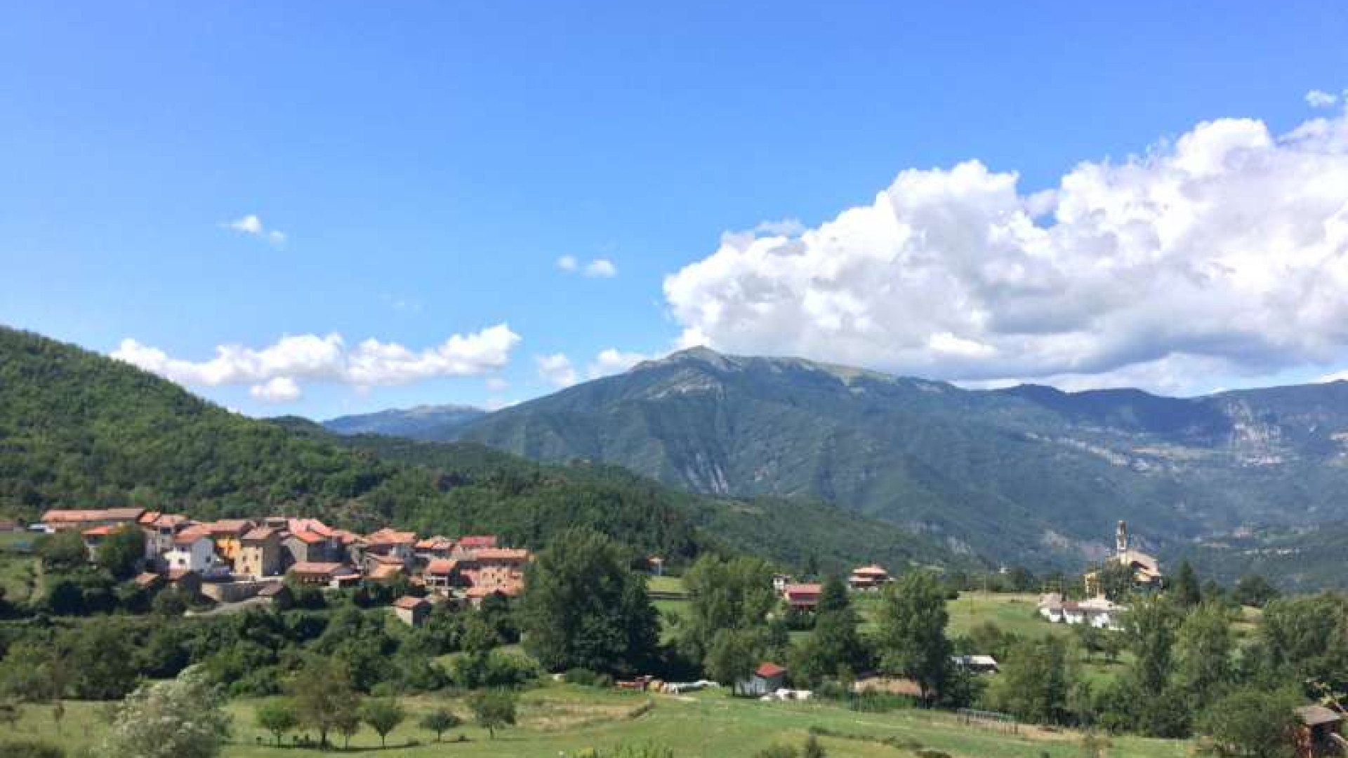 Cerignale, boom di presenze. Castelli: “Creiamo un albergo diffuso”