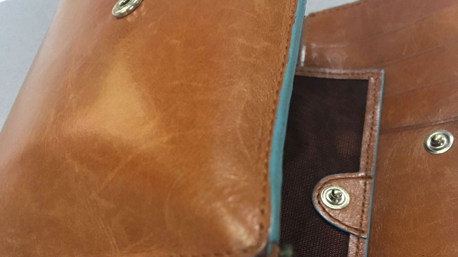 Con il coltello rapina turista a Riccione, denunciato minore piacentino