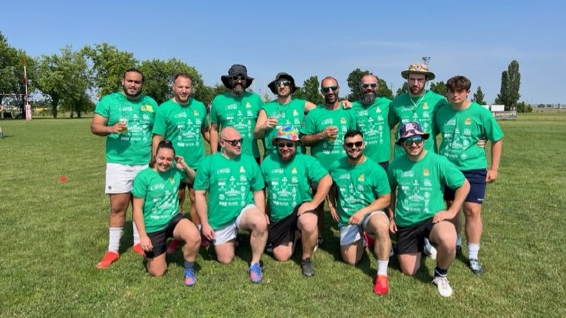 Niente placcaggi, ma tanti abbracci. Oltre 100 rugbisti al Piace Touch