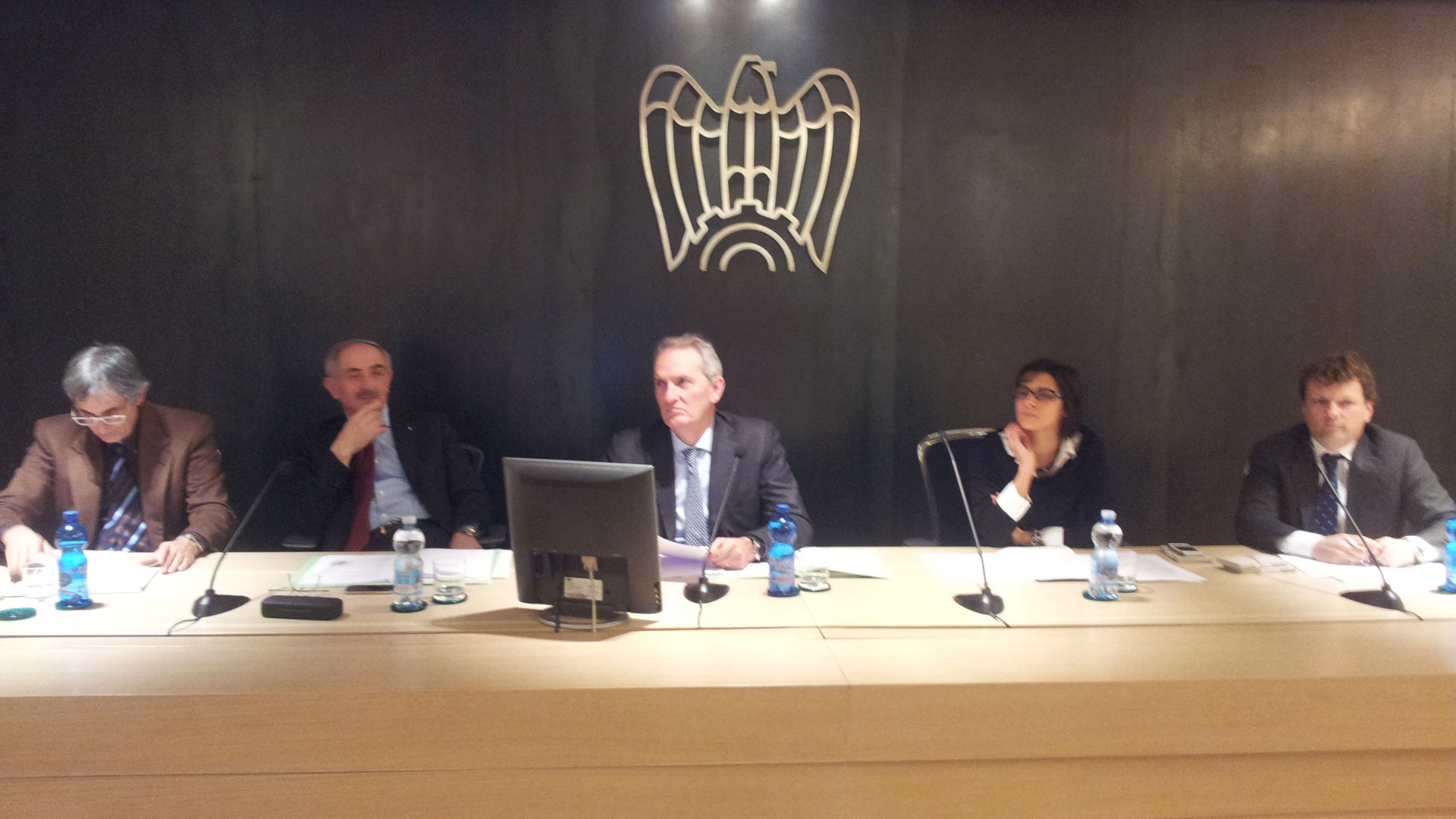 Confindustria: "Nel 2012 bene agroalimentare, male edilizia"