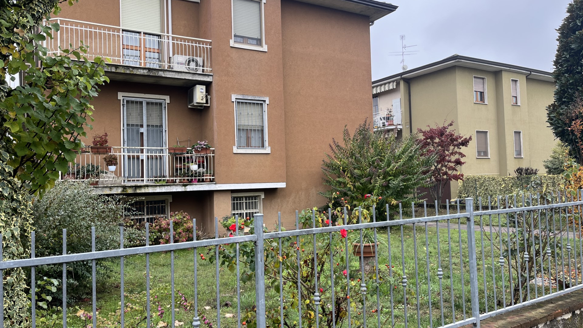 Sequestrato un coltello nella casa di Troccola a Niviano. Carella resta in carcere