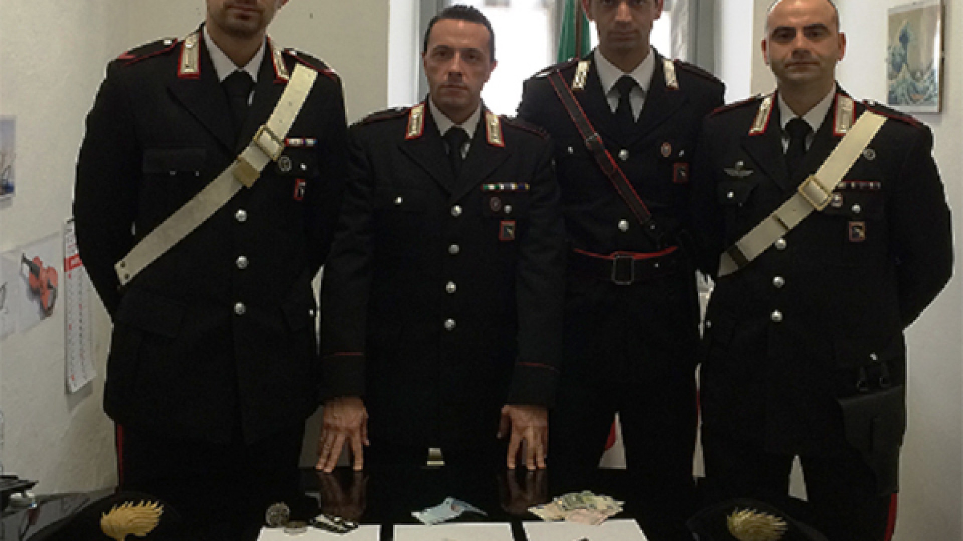 Hashish e marijuana in tasca, in manette due giovani tunisini