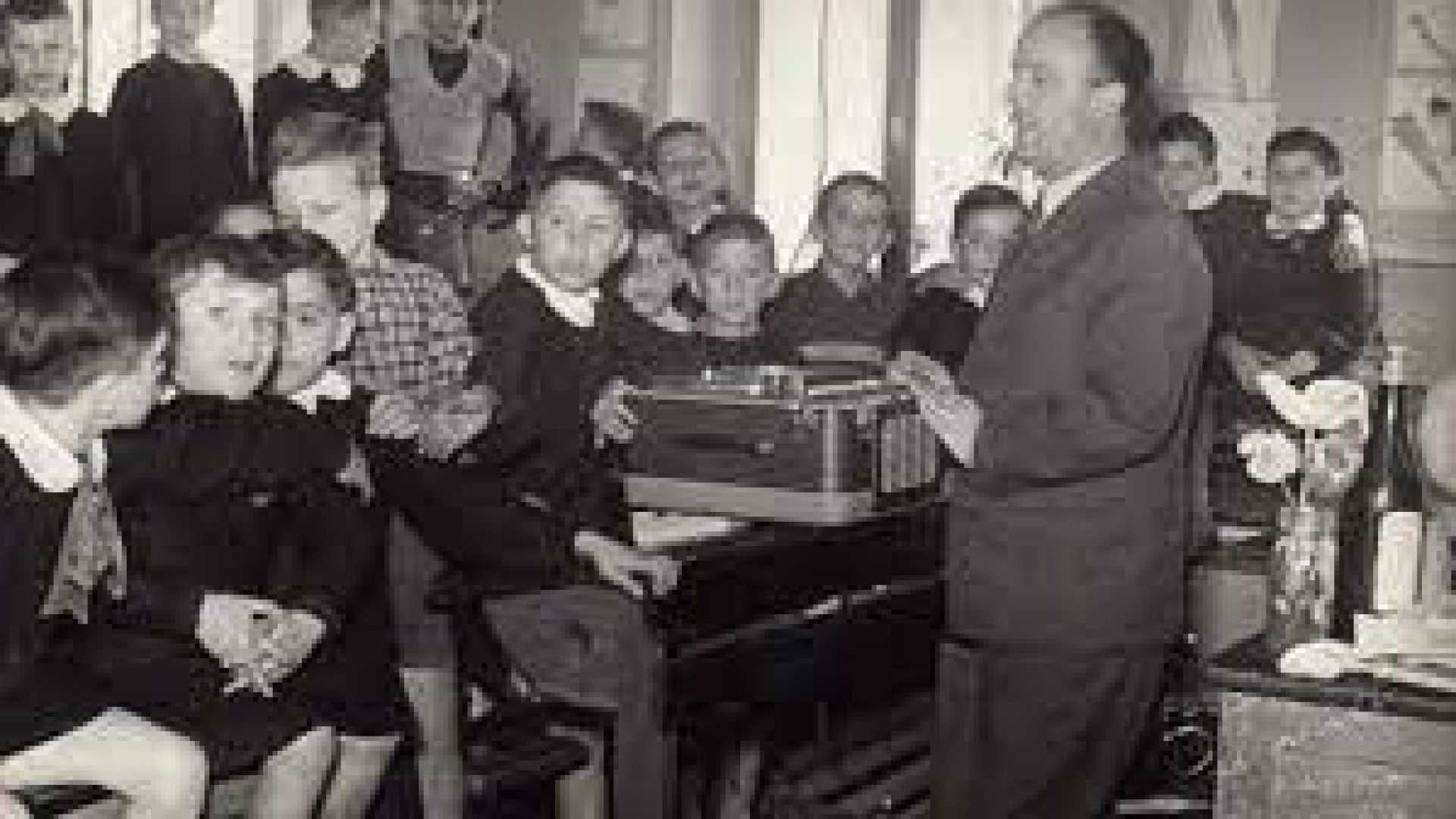 Poesia, primo bando per il premio nazionale dedicato a Mario Favari