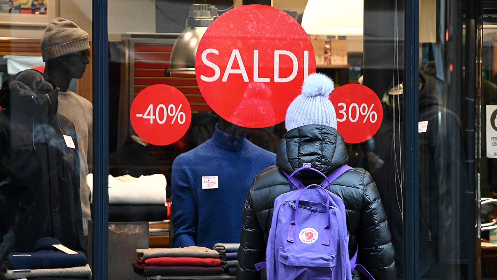 Saldi al via, Confconsumatori: "Attenzione al compra ora, paghi dopo"