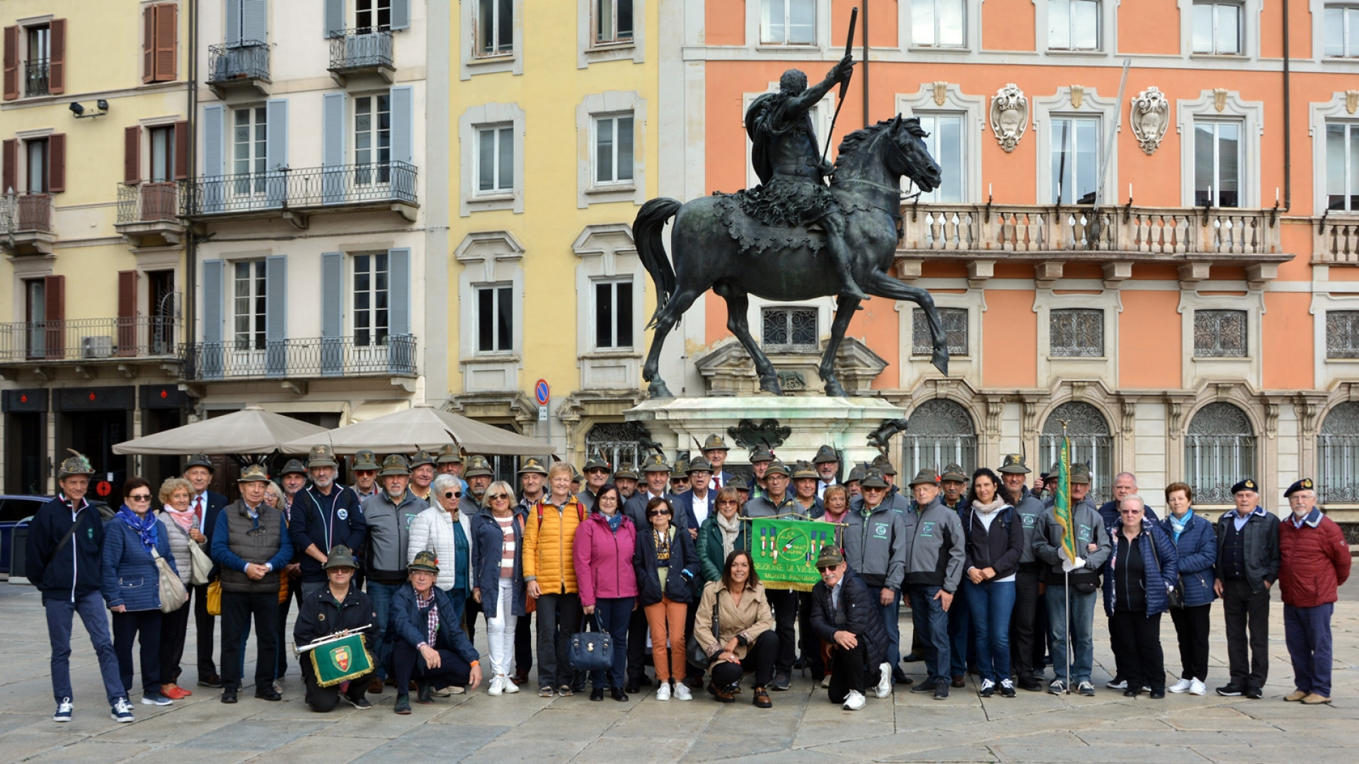 Gemellaggio alpino: le Penne nere di Montecchio Maggiore in visita a Piacenza