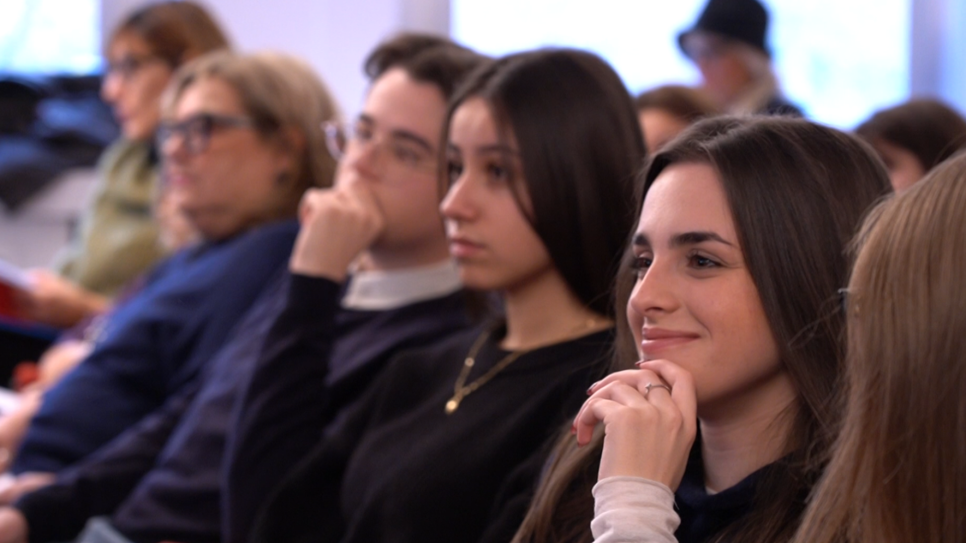 Chat di ascolto e progetti per i coetanei: i giovani diventano "influencer" della salute