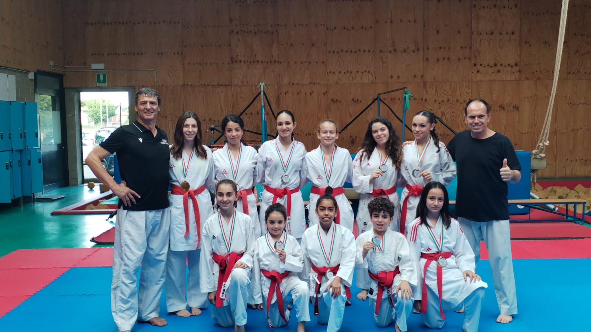 Karate Farnesiana ancora al top: i fratelli Famà dominano a Cervia