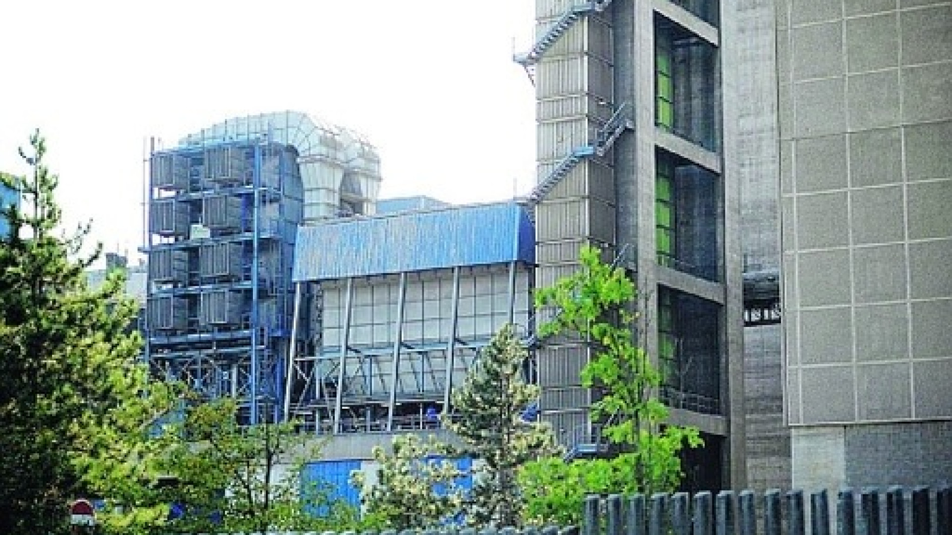 "Non bruciamo la Valdarda". Cittadini all'attacco del progetto Buzzi Unicem